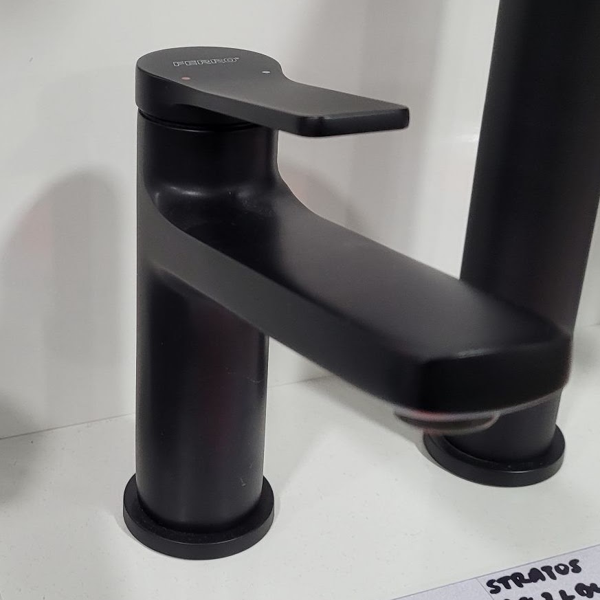 FERRO STRATOS BLACK Bateria umywalkowa stojąca